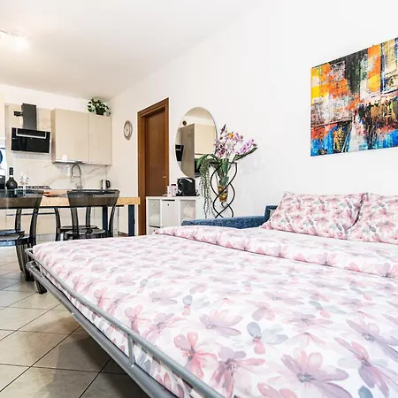 Residenza Elena Apartment