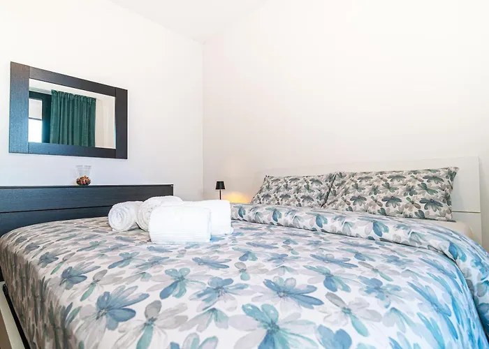Residenza Elena * Комо